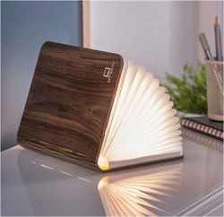 Gingko Smart Booklight bordlampe i valnød - KoZmo Design Store